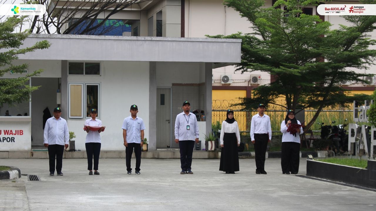 Peringati Hari Sumpah Pemuda ke-98, Balai Labkesmas Papua Gelar Upacara Bersama Seluruh Pegawai - 6
